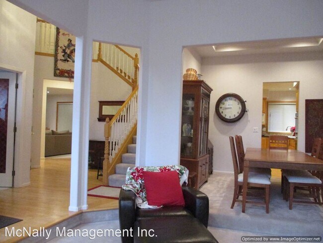 Foto del edificio - 3 br, 2.5 bath House - 821 23rd Ave NW