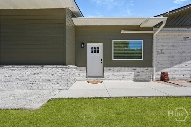 Building Photo - 1112 Walthour Rd