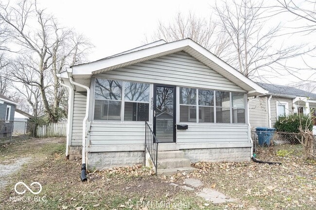 Building Photo - 4850 Hillside Ave