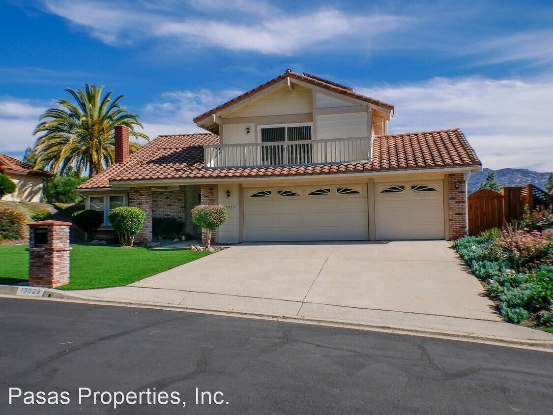 Primary Photo - 4 br, 3 bath House - 13023 Decant Dr.