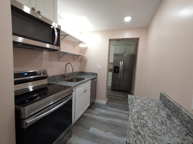 Foto del edificio - 135 NW Shannon Ave