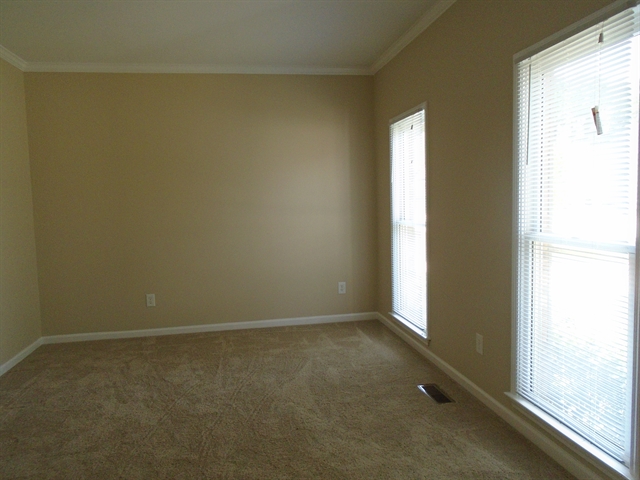 Building Photo - 7200 Weatherford Dr