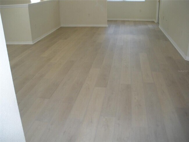 Building Photo - 3421 Parkridge Cir