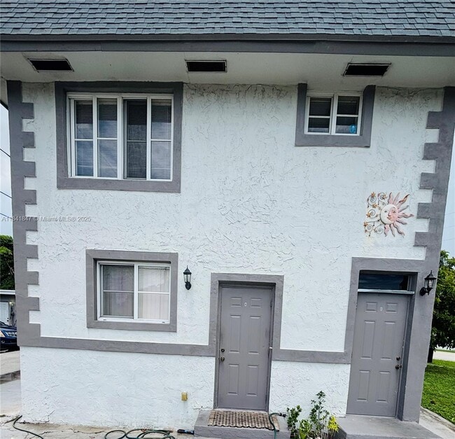 Building Photo - 219 W Dixie Hwy