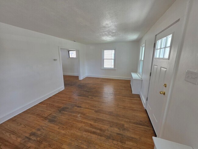 Foto del edificio - 19 Champlain Ave