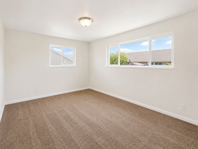 Building Photo - Fortney 4 plex