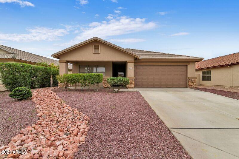 Primary Photo - 10213 W Daley Ln