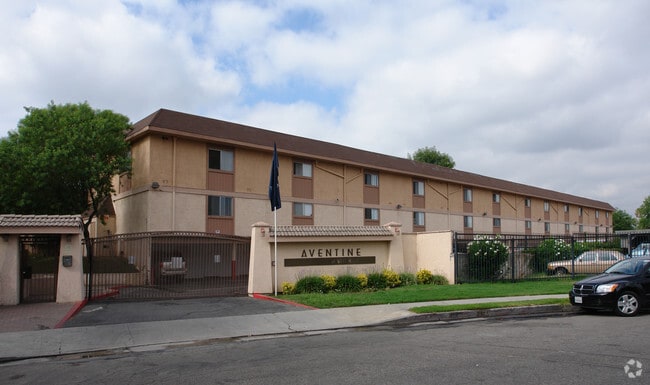 Fountain Villas Apartments - Canoga Park, CA | Apartments.com