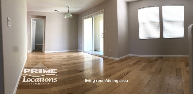 Building Photo - Superb Folsom location with easy access to...