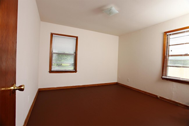 Foto del edificio - 6442-6446 E Castle Dr
