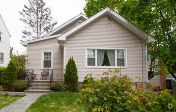 Building Photo - 65 Myano Ln