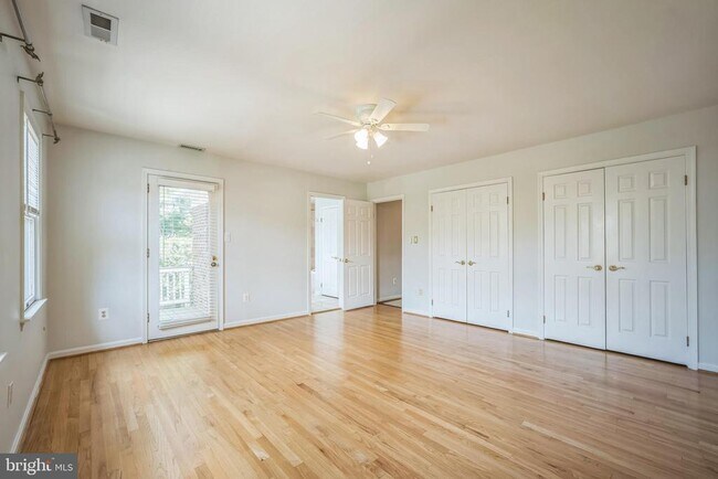 Foto del edificio - 7330 Lewinsville Park Ct
