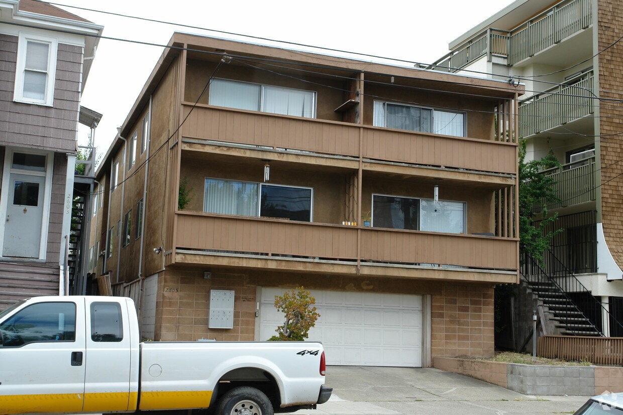 Primary Photo - 2605 Ellsworth St