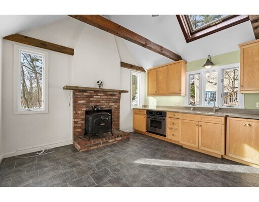 Building Photo - 2 Pickerel Rd