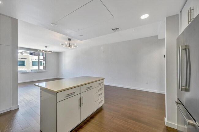 Foto del edificio - 501 Hudson Ave