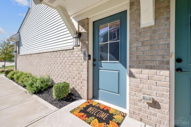 Foto del edificio - 108 Old Pond Rd