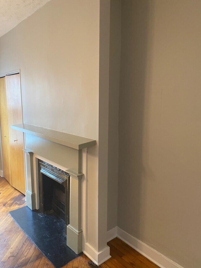 Foto del edificio - 423 Spring St