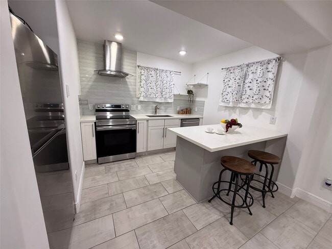 Foto del edificio - 828 Allston St