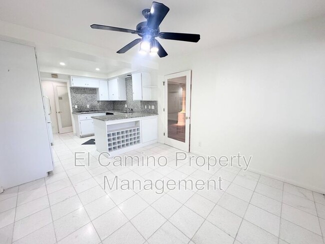 Foto del edificio - 5700 Ravenspur Dr