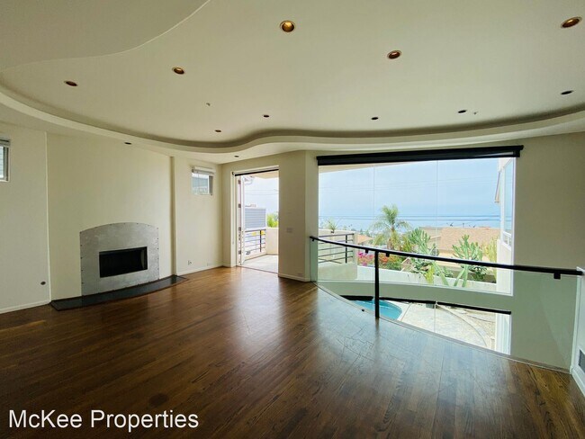 Building Photo - 4 br, 3.5 bath House - 2266 Cambridge Avenue