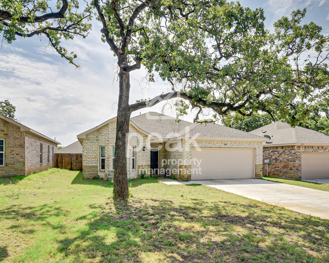 Foto del edificio - $1950! 3Bed/2Bath home in Fort Worth!