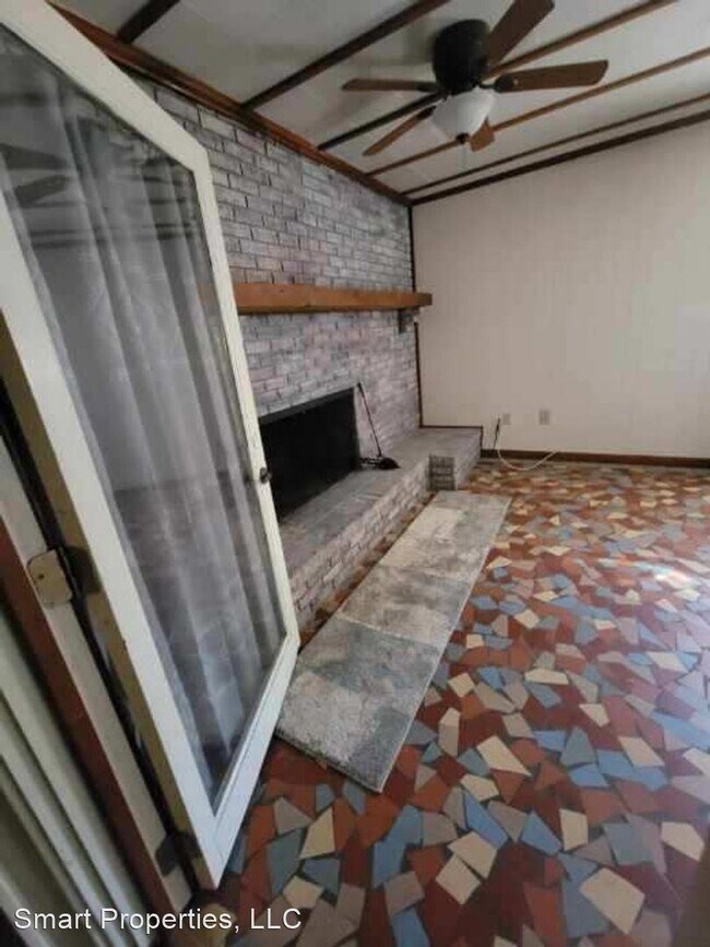 Building Photo - 4 br, 2.5 bath House - 2917 Maplewood Ave
