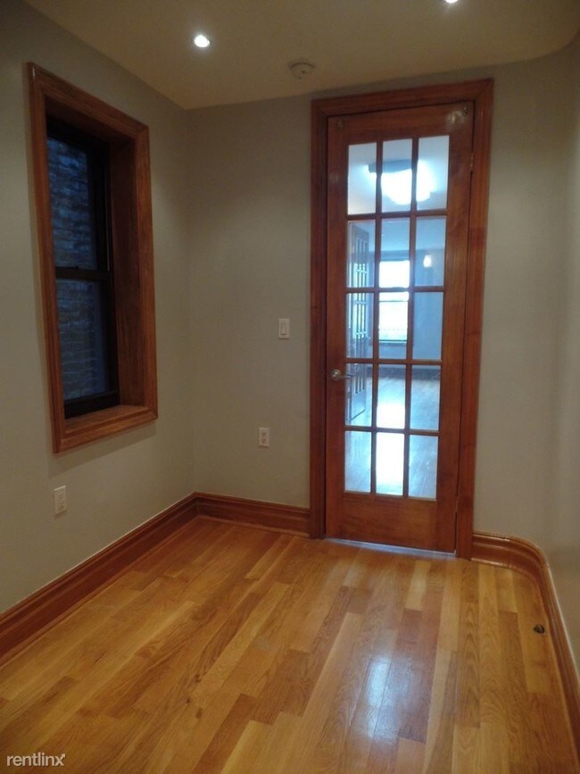 Building Photo - 1 br, 1 bath Apartment - 458 9th Ave
