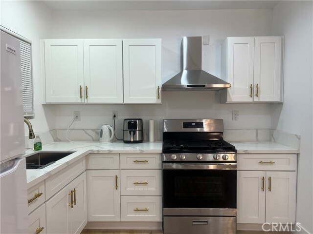 Building Photo - 5522 Farna Ave