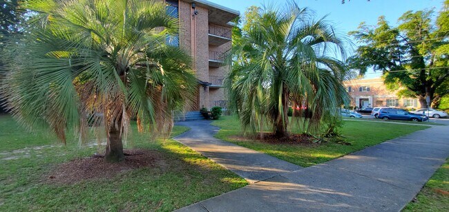 Foto del edificio - Hampton House