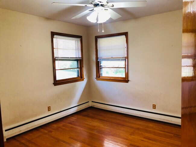 Foto del edificio - 3112 Belmont Ave