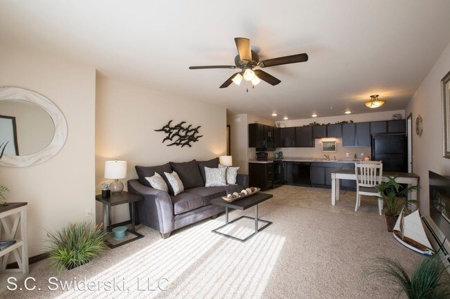 1906 N Hume Ave Marshfield, WI 54449 - Alquileres en Marshfield, WI