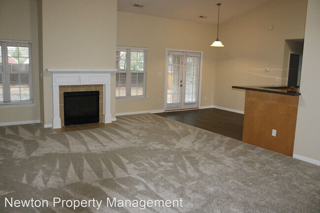 Building Photo - 4 br, 2 bath House - 127 Autumn Haven Lane