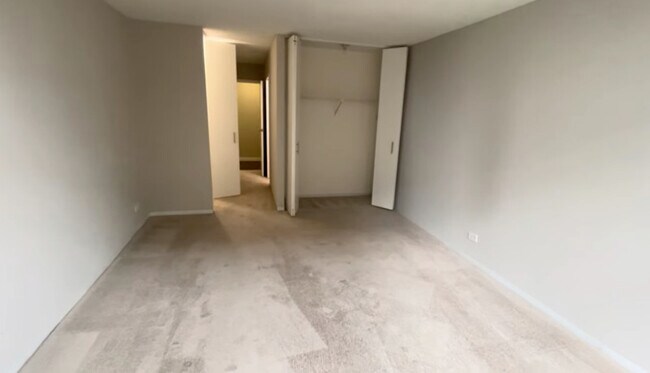 Foto del edificio - 10 W Erie St