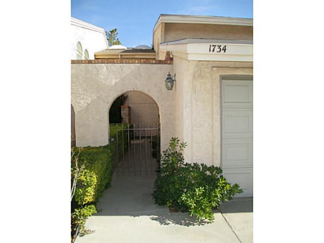 Building Photo - 1734 Bara Dr