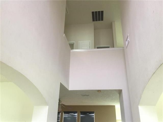 Foto del edificio - 5143 Autumn