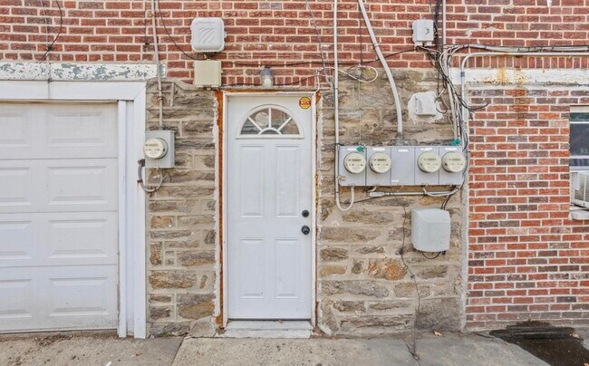 Foto del edificio - 1401 Alcott St