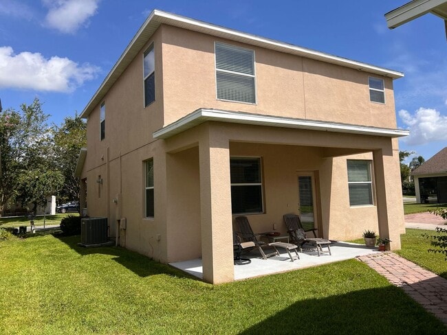 Foto del edificio - 3 BEDROOM HOUSE ON INDEPENDENCE - NO REAR NEIGHBORS AVAILABLE 8/14/26