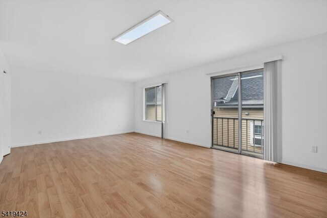 Foto del edificio - 485 Broadway
