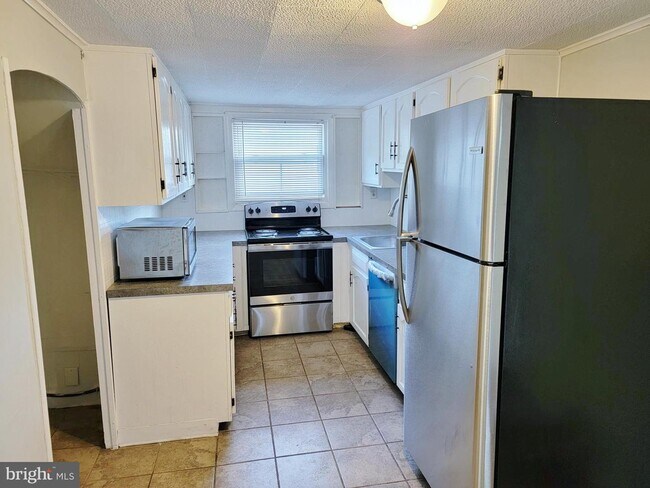 Foto del edificio - 239 S White Horse Pike