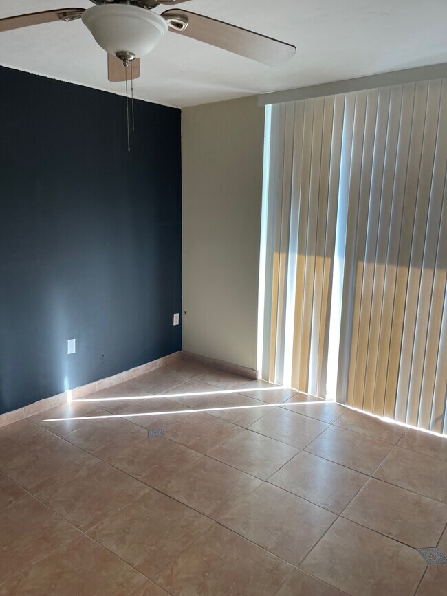 Foto del edificio - 7300 Wayne Ave