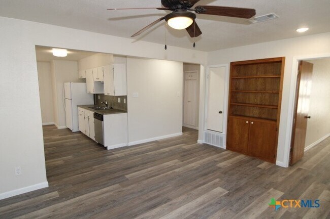 Foto del edificio - 1103 Craig St