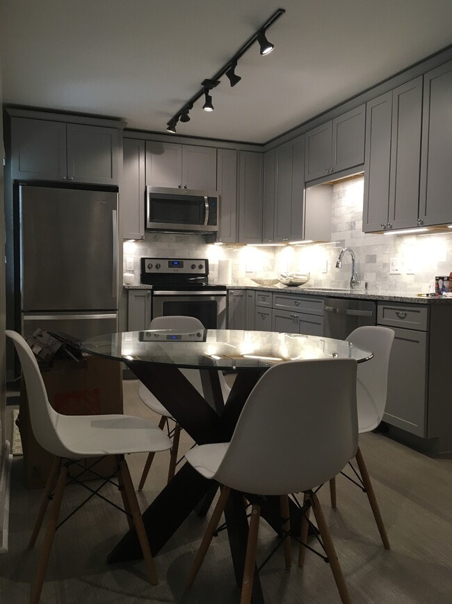 Unit B - Kitchen Dining - 37 W Tompkins St