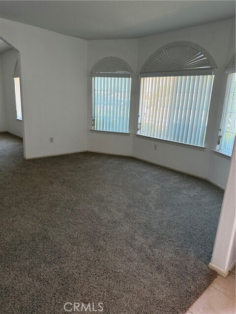 Foto del edificio - 14355 Bochee Rd
