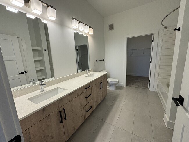 Interior Photo - The Argos Apartments at Grant Park