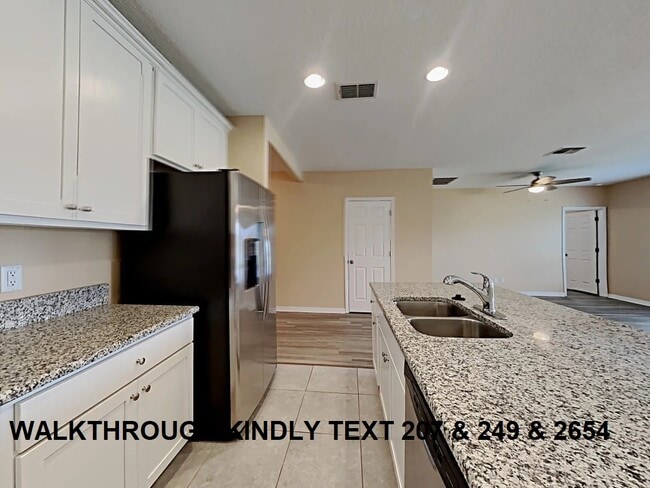 Building Photo - 6902 Gideon Cir