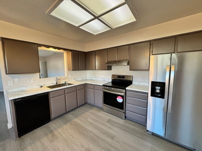 Building Photo - 22221 I St