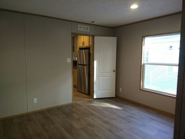 Foto del edificio - 5603 Larry St