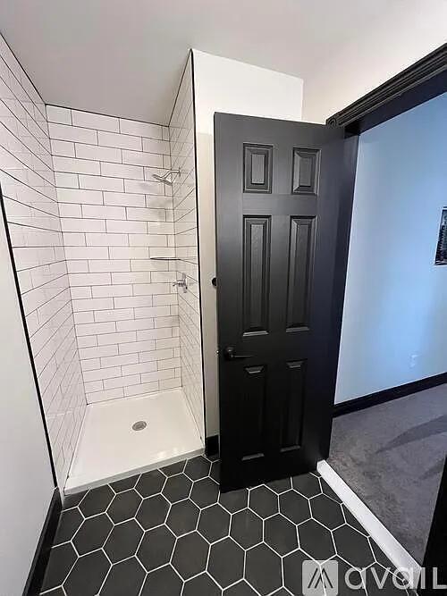 Foto del edificio - 4731 Trumbull St