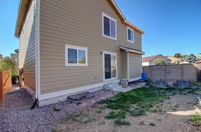 Foto del edificio - 7704 Autumn Leaf Way