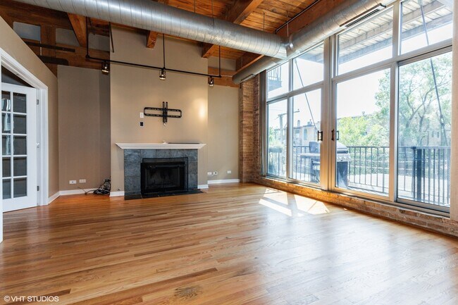 Building Photo - 2201 W Wabansia Ave